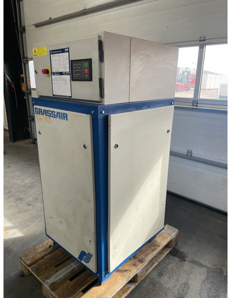 Grassair WIS11.7 4 kW 550 L / min 7 Bar watergesmeerde schroefcompressor - Air compressor: picture 3 Grassair WIS11.7 4 kW 550 L / min 7 Bar watergesmeerde schroefcompressor - Air compressor: picture 3