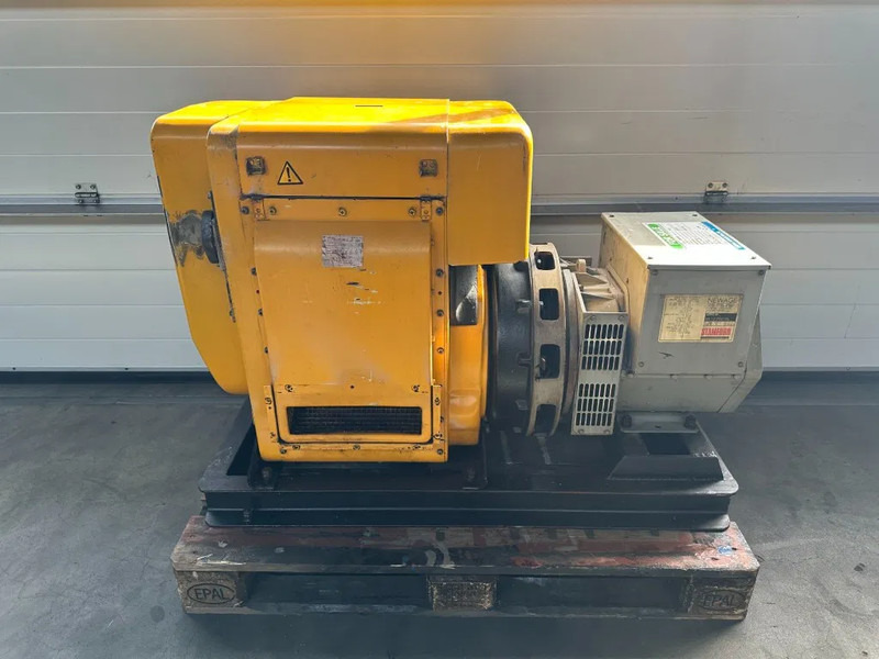 Generator set Hatz 2L40CH Stamford 15 kVA Silentpack generatorset: picture 6 Generator set Hatz 2L40CH Stamford 15 kVA Silentpack generatorset: picture 6