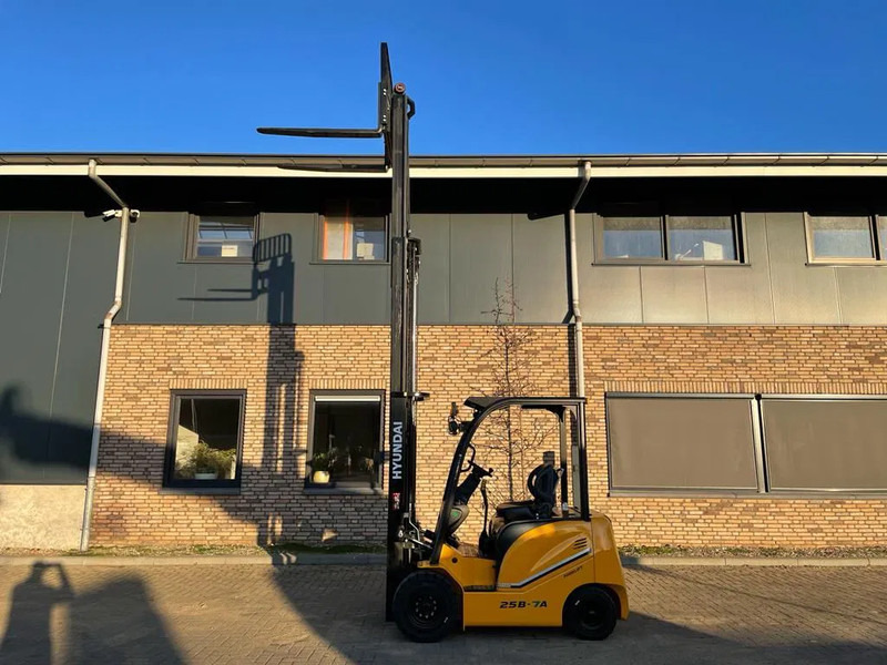 New Electric forklift Hyundai 25B-7A 2.5 ton Triplex Freelift Sideshift Elektra Heftruck Nieuw: picture 20