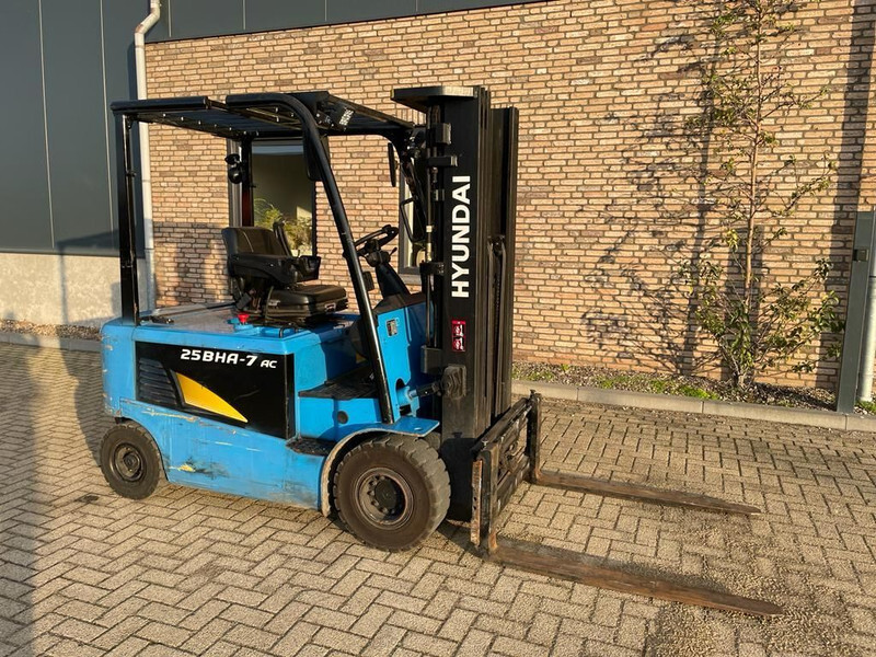 Hyundai 25BHA-7 2.5 ton Triplex Freelift Sideshift Elektra Heftruck - Electric forklift: picture 1 Hyundai 25BHA-7 2.5 ton Triplex Freelift Sideshift Elektra Heftruck - Electric forklift: picture 1