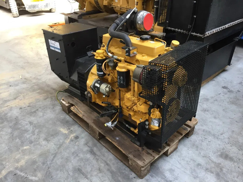 John Deere 4045 TFU 70 Stamford 65 kVA generatorset - Generator set: picture 5 John Deere 4045 TFU 70 Stamford 65 kVA generatorset - Generator set: picture 5