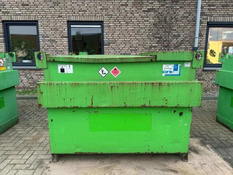 Kiwa IBC Steenbergen 2000 liter Dieseltank met handpomp Milieutank - Storage tank: picture 1 Kiwa IBC Steenbergen 2000 liter Dieseltank met handpomp Milieutank - Storage tank: picture 1