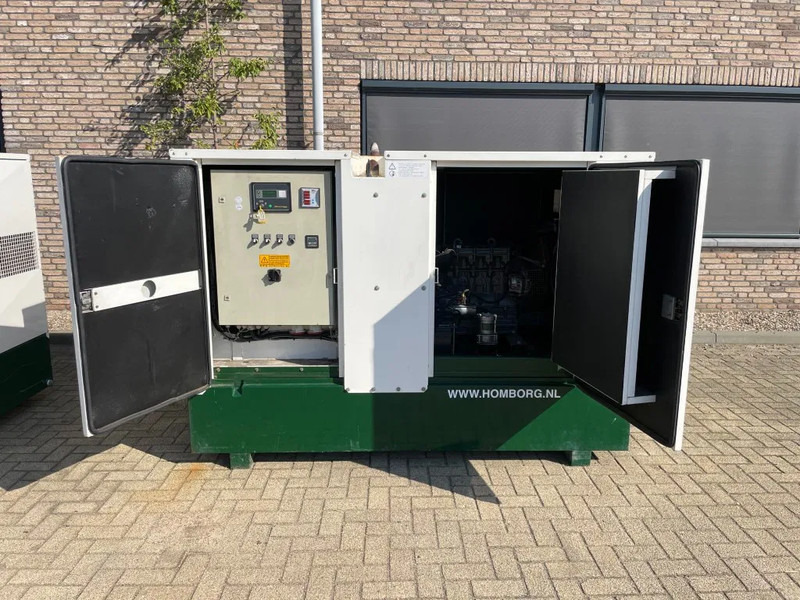 Lister Hybride powerpack 16 kVA + 1500Ah batterypack (NEW!!!) - Generator set: picture 4 Lister Hybride powerpack 16 kVA + 1500Ah batterypack (NEW!!!) - Generator set: picture 4