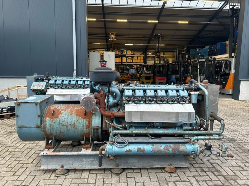 MWM TD 232 V12 Jeumont Schneider 215 kVA noodstroom generatorset - Generator set: picture 2 MWM TD 232 V12 Jeumont Schneider 215 kVA noodstroom generatorset - Generator set: picture 2