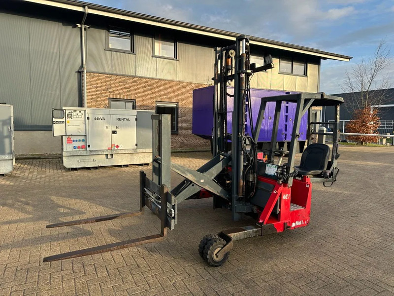 Truck mounted forklift Moffett M4 20.1 Kubota Diesel Kooiaap 2 ton Sideshift Positioner Meeneemheftruck: picture 18