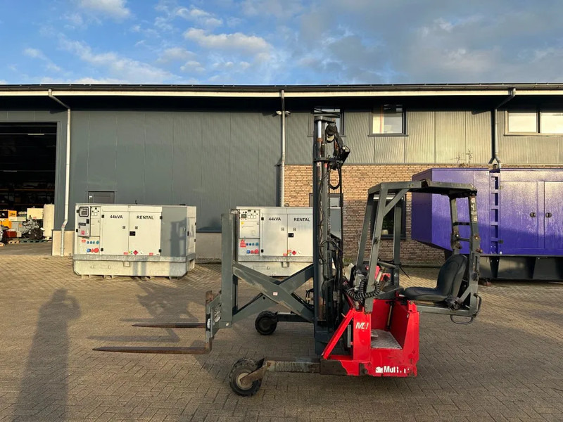 Truck mounted forklift Moffett M4 20.1 Kubota Diesel Kooiaap 2 ton Sideshift Positioner Meeneemheftruck: picture 17