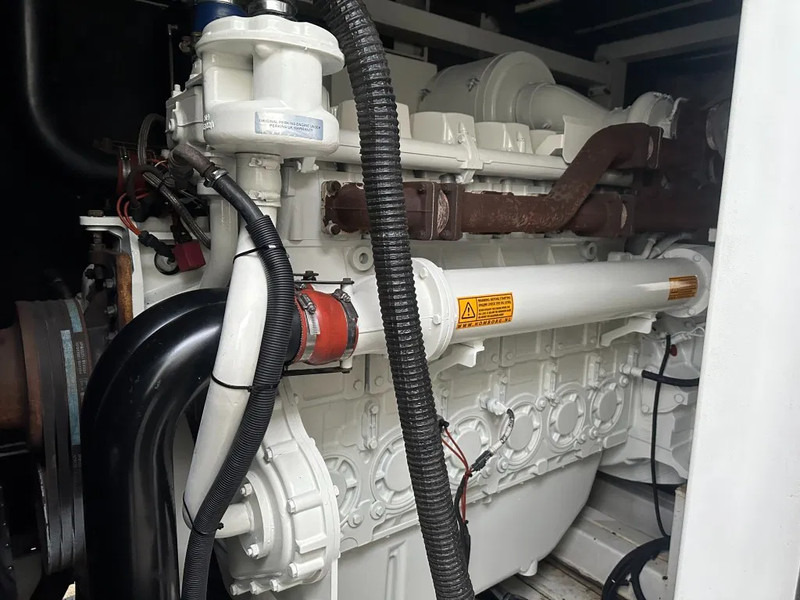 Generator set Perkins 4006-23TAG3A Stamford 900 kVA Silent generatorset: picture 7