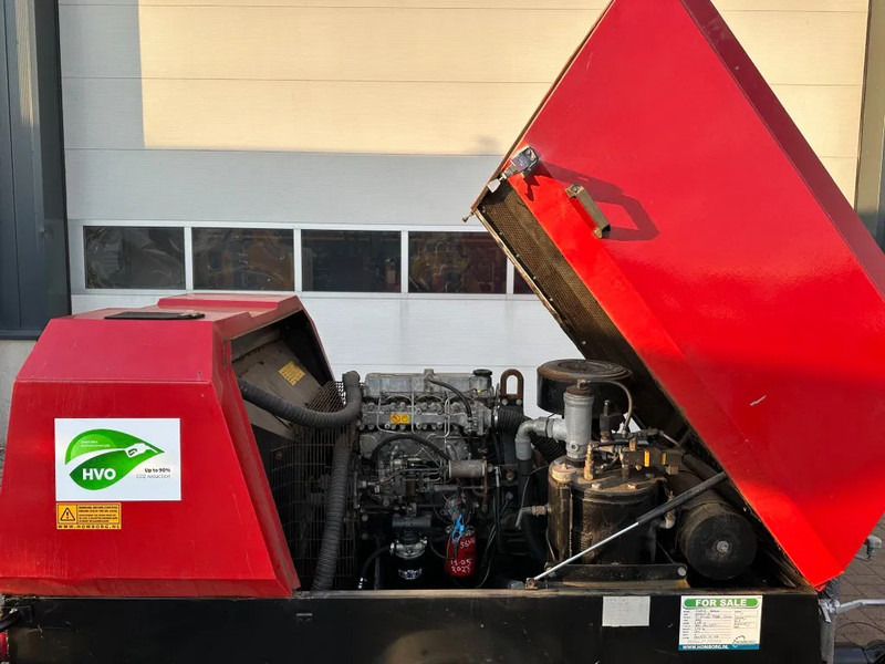 Rotair MDVN 71 AP Perkins 7.1 m3 / min 47 kW 7 Bar Mobiele Diesel Compressor Aanhanger - Air compressor: picture 3 Rotair MDVN 71 AP Perkins 7.1 m3 / min 47 kW 7 Bar Mobiele Diesel Compressor Aanhanger - Air compressor: picture 3