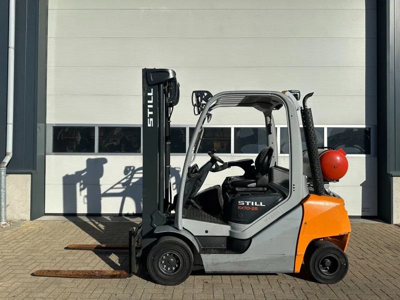 Still RX70-25 T 2.5 ton Duplex Sideshift LPG Heftruck 2020 - LPG forklift: picture 1 Still RX70-25 T 2.5 ton Duplex Sideshift LPG Heftruck 2020 - LPG forklift: picture 1