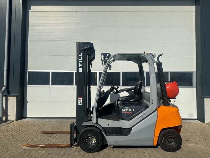 Still RX70-25 T 2.5 ton Duplex Sideshift LPG Heftruck 2020 - LPG forklift: picture 1 Still RX70-25 T 2.5 ton Duplex Sideshift LPG Heftruck 2020 - LPG forklift: picture 1