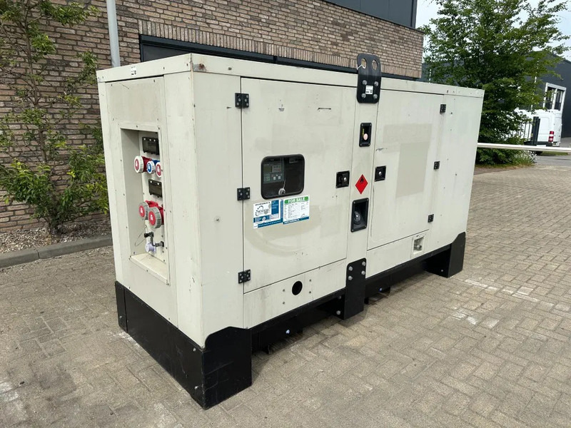 Volvo Penta TAD 551 GE Fogo 100 kVA Silent Rental generatorset - Generator set: picture 4 Volvo Penta TAD 551 GE Fogo 100 kVA Silent Rental generatorset - Generator set: picture 4