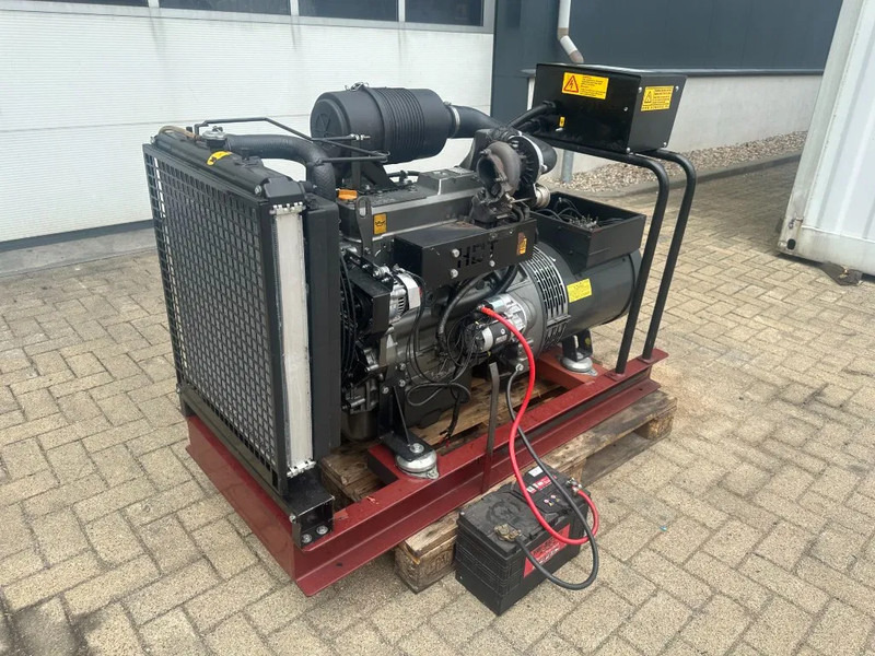 Yanmar 4TNV98T - GGEHR Mecc Alte Spa 42.5 kVA generatorset as New ! 363 hours ! - Generator set: picture 5 Yanmar 4TNV98T - GGEHR Mecc Alte Spa 42.5 kVA generatorset as New ! 363 hours ! - Generator set: picture 5