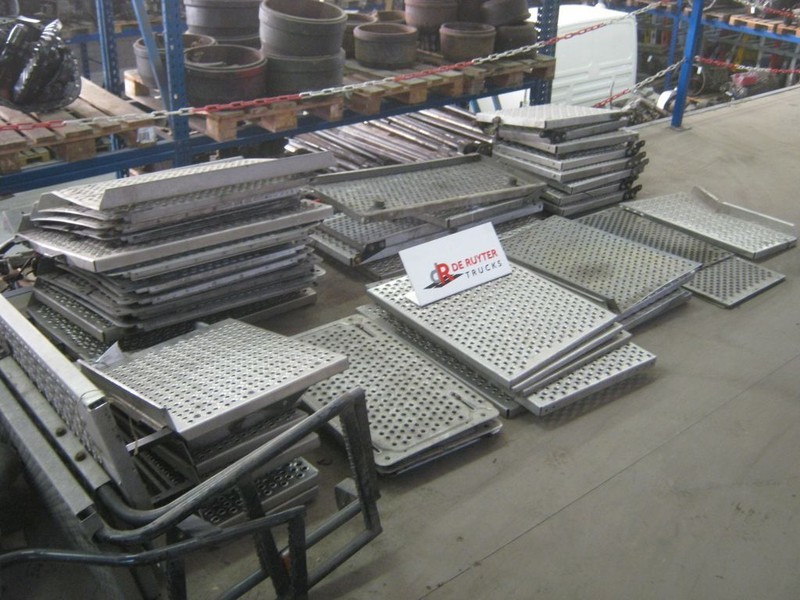 DAF BORDES PLATEN EN ALUMINIUM DELEN - Body and exterior for Truck: picture 2 DAF BORDES PLATEN EN ALUMINIUM DELEN - Body and exterior for Truck: picture 2