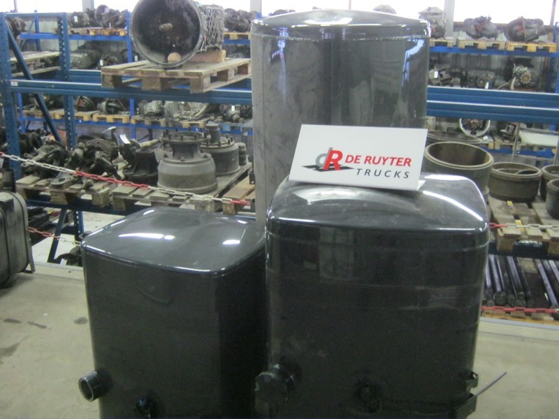 DAF Brandstoftanks voor CF en XF (staal) - Fuel tank for Truck: picture 3 DAF Brandstoftanks voor CF en XF (staal) - Fuel tank for Truck: picture 3