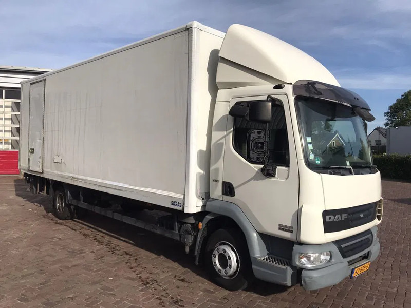 DAF LF 45 12.220 EURO 5 EEV - Box truck: picture 1 DAF LF 45 12.220 EURO 5 EEV - Box truck: picture 1