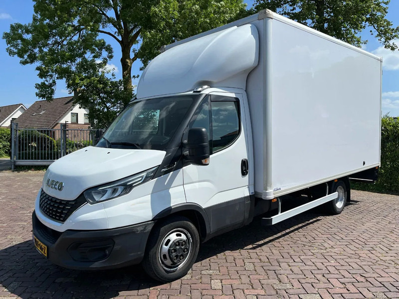 Iveco Daily 35C16 Achterdeuren (15 diverse modellen op voorraad) - Closed box van, Combi van: picture 1 Iveco Daily 35C16 Achterdeuren (15 diverse modellen op voorraad) - Closed box van, Combi van: picture 1