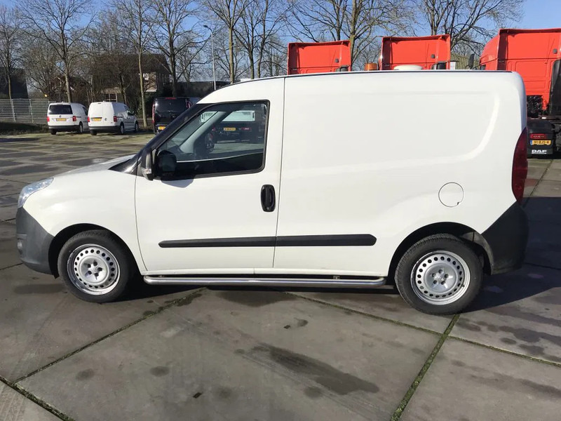 Opel Combo 1.6 CDTI - Panel van: picture 4 Opel Combo 1.6 CDTI - Panel van: picture 4