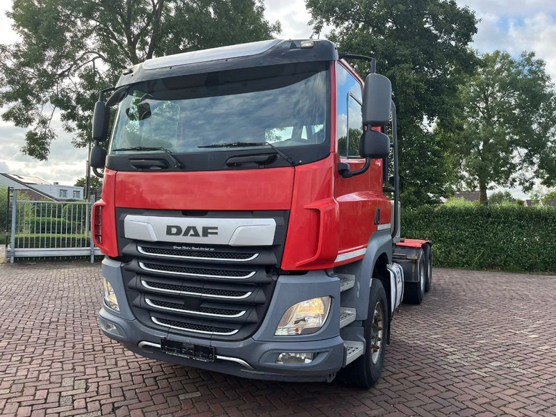 DAF CF 530 FAT - Tractor unit: picture 2 DAF CF 530 FAT - Tractor unit: picture 2