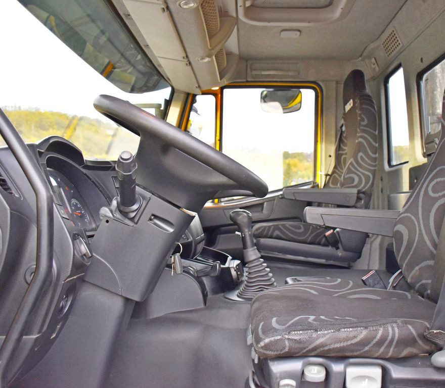 Tipper, Crane truck Iveco TRAKKER 360 * Kipper 4,90m* KRAN/FUNK*6x4: picture 10