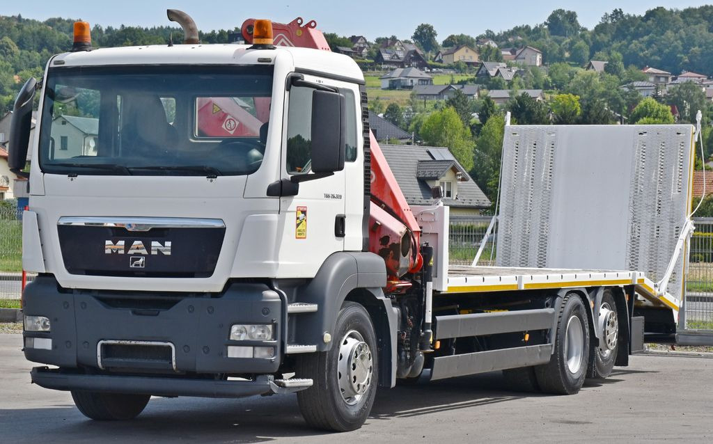MAN TGS 26.320 * FASSI F170A.22 + FUNK* TOPZUSTAND - Crane truck, Autotransporter truck: picture 3 MAN TGS 26.320 * FASSI F170A.22 + FUNK* TOPZUSTAND - Crane truck, Autotransporter truck: picture 3