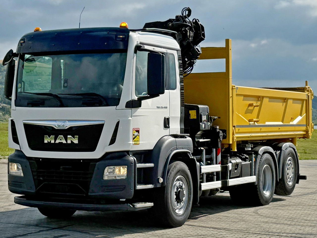 MAN TGS 26.400 * HIAB X-HIDUO 188 E-3 + FUNK * 6x4 - Crane truck: picture 5 MAN TGS 26.400 * HIAB X-HIDUO 188 E-3 + FUNK * 6x4 - Crane truck: picture 5