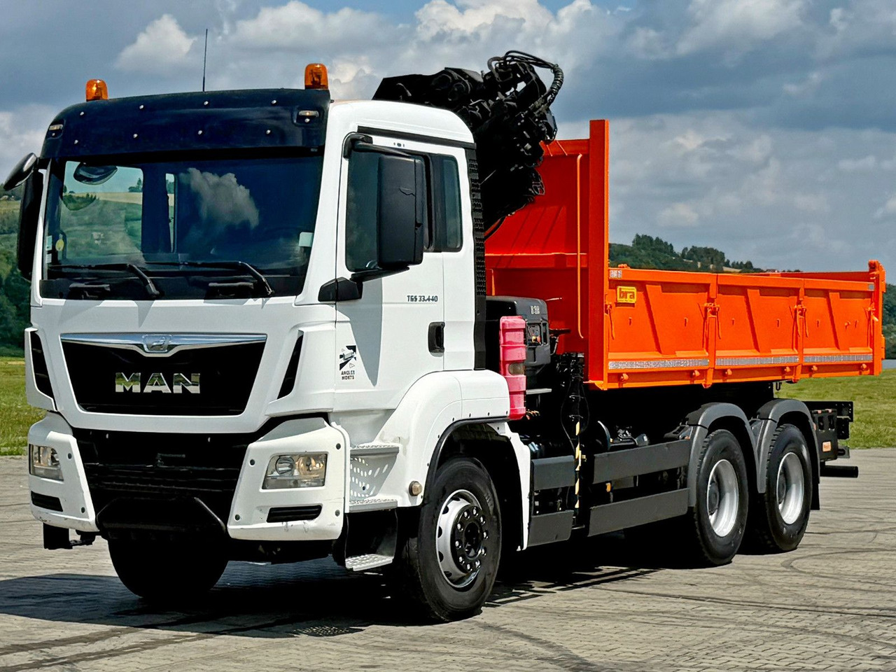 MAN TGS 33.440 * HIAB X-HIDUO 188 E-5 + FUNK * 6x4 - Crane truck: picture 3 MAN TGS 33.440 * HIAB X-HIDUO 188 E-5 + FUNK * 6x4 - Crane truck: picture 3