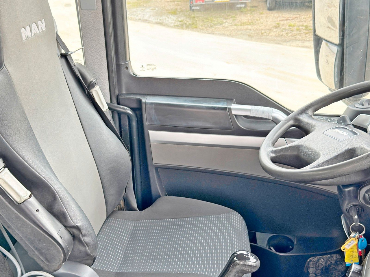 MAN TGS 35.400 BETONPUMPE * 8x4 / TOPZUSTAND leasing MAN TGS 35.400 BETONPUMPE * 8x4 / TOPZUSTAND: picture 12