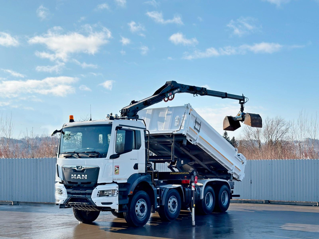 MAN TGS 35.470 * KIPPER 5,10m + KRAN * TOPZUSTAND - Crane truck: picture 2 MAN TGS 35.470 * KIPPER 5,10m + KRAN * TOPZUSTAND - Crane truck: picture 2