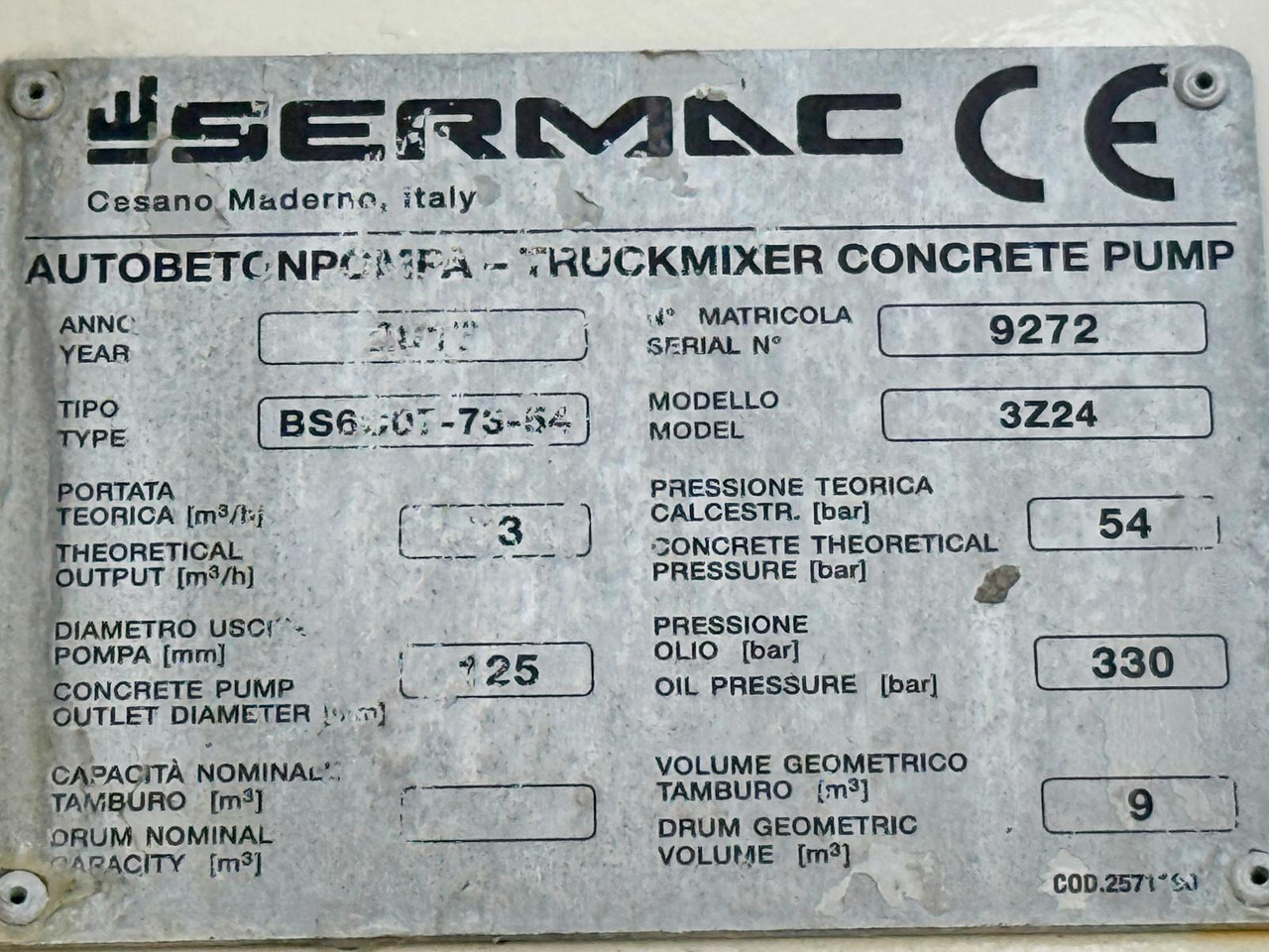 Mercedes-Benz AROCS 3743 * Betonpumpe + FUNK * 8x4 * TOP leasing Mercedes-Benz AROCS 3743 * Betonpumpe + FUNK * 8x4 * TOP: picture 12