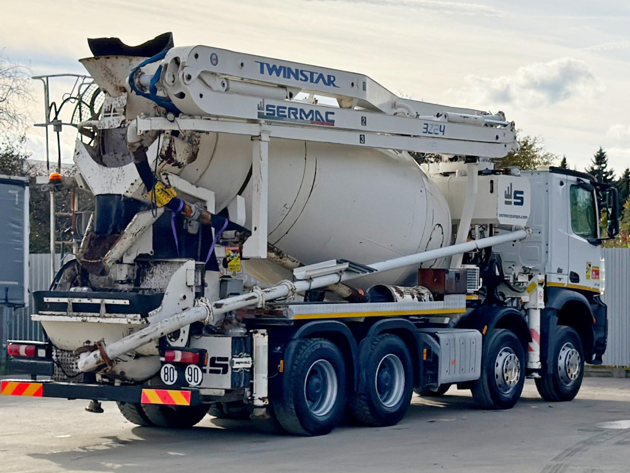 Mercedes-Benz AROCS 3743 * Betonpumpe + FUNK * 8x4 * TOP leasing Mercedes-Benz AROCS 3743 * Betonpumpe + FUNK * 8x4 * TOP: picture 7