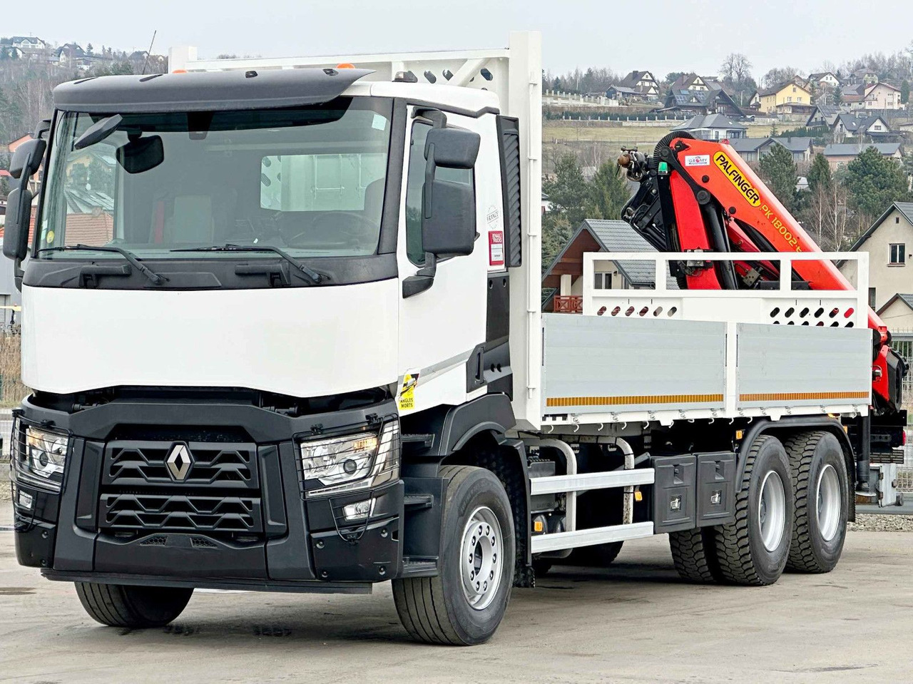 Renault C 380 *PRITSCHE 6,80m * PK 18002-EH C + FUNK*6x4 - Crane truck: picture 3 Renault C 380 *PRITSCHE 6,80m * PK 18002-EH C + FUNK*6x4 - Crane truck: picture 3