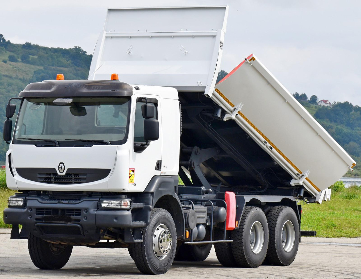 Renault KERAX 410* KIPPER 5,20 m + BORDMATIC / 6x4 - Tipper: picture 3 Renault KERAX 410* KIPPER 5,20 m + BORDMATIC / 6x4 - Tipper: picture 3