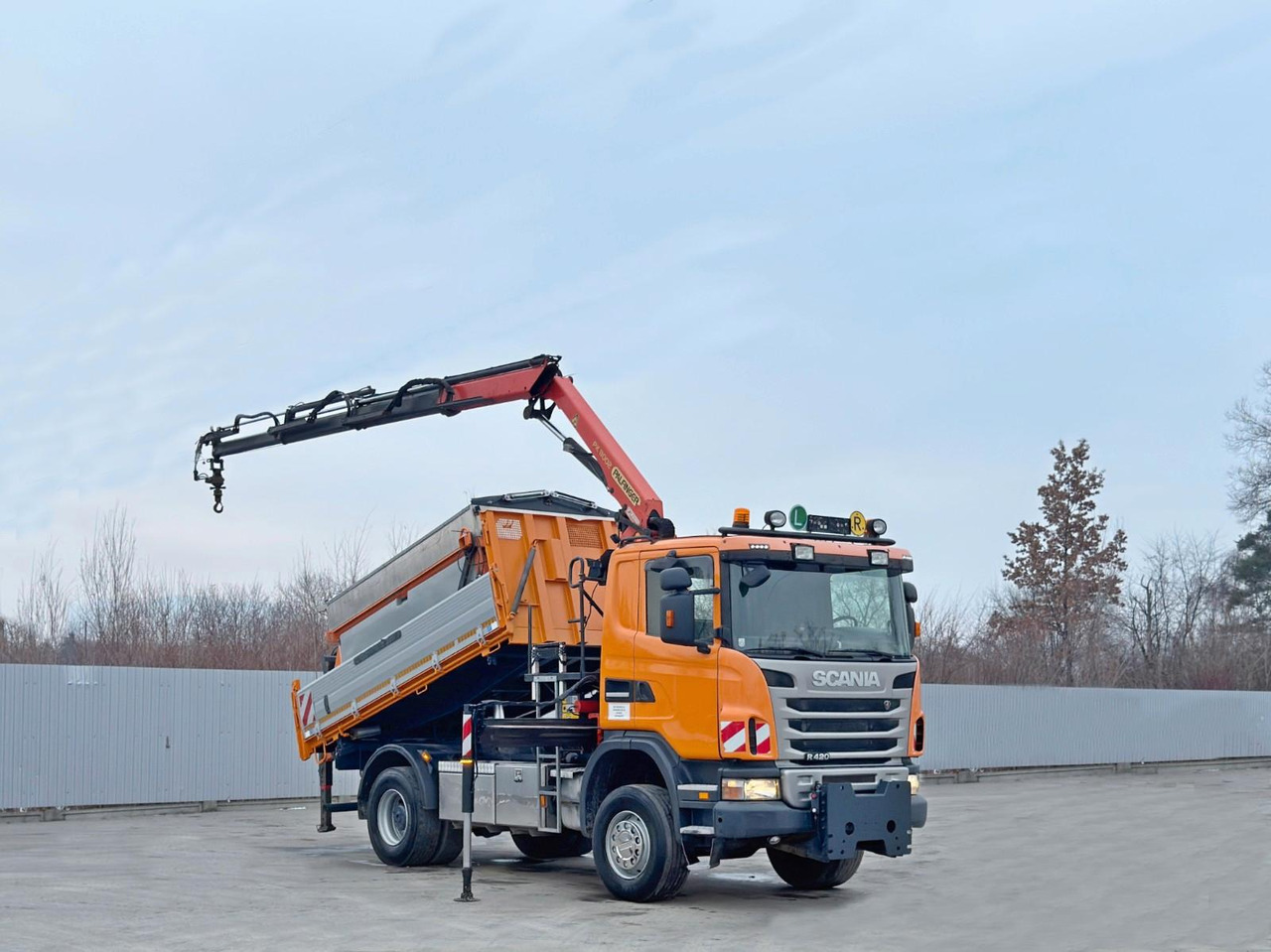 Scania R 420 * PK 11002/FUNK * sandblaste - Crane truck: picture 2 Scania R 420 * PK 11002/FUNK * sandblaste - Crane truck: picture 2