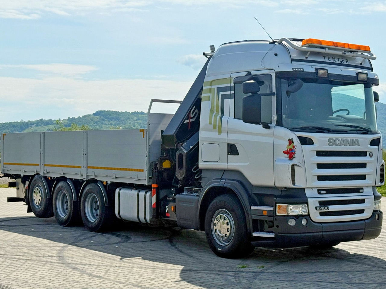 Scania R480 PRITSCHE 6,85m *HIAB 377 E-8 HIPRO/FUNK*8x4 - Crane truck: picture 3 Scania R480 PRITSCHE 6,85m *HIAB 377 E-8 HIPRO/FUNK*8x4 - Crane truck: picture 3