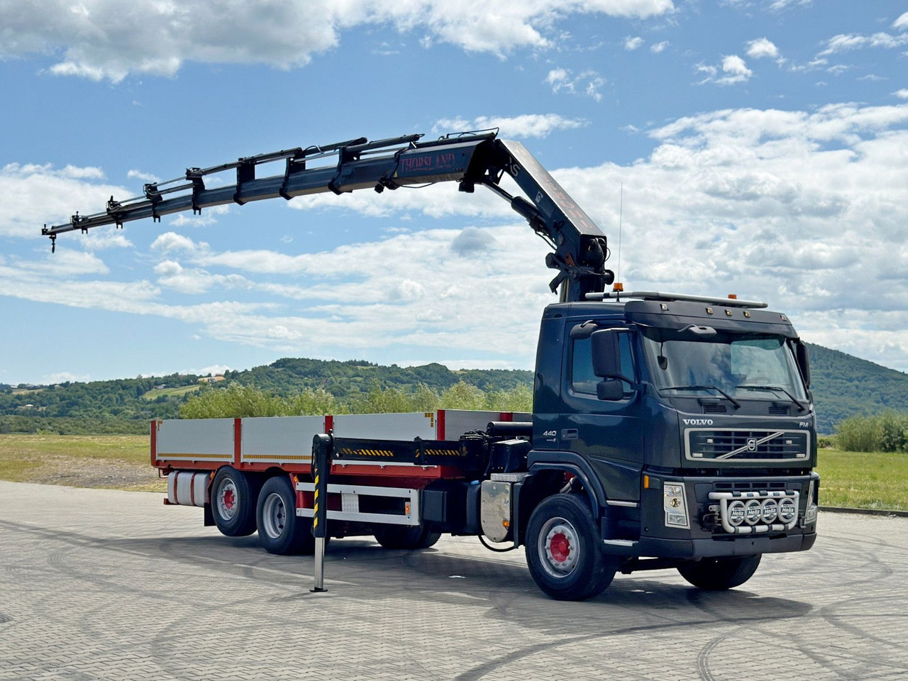 Volvo FM 440 * HIAB 288 E - 8 HIPRO/FUNK * TOPZUSTAND - Crane truck: picture 2 Volvo FM 440 * HIAB 288 E - 8 HIPRO/FUNK * TOPZUSTAND - Crane truck: picture 2