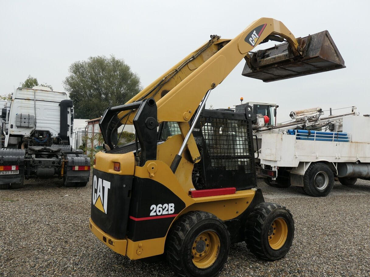 Caterpillar 262 B leasing Caterpillar 262 B: picture 11 Caterpillar 262 B leasing Caterpillar 262 B: picture 11