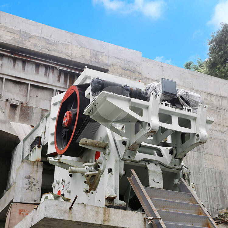 LIMING C6X Quarry Stone Crusher Jaw Crusher Machine For The Stone - Jaw crusher: picture 3 LIMING C6X Quarry Stone Crusher Jaw Crusher Machine For The Stone - Jaw crusher: picture 3