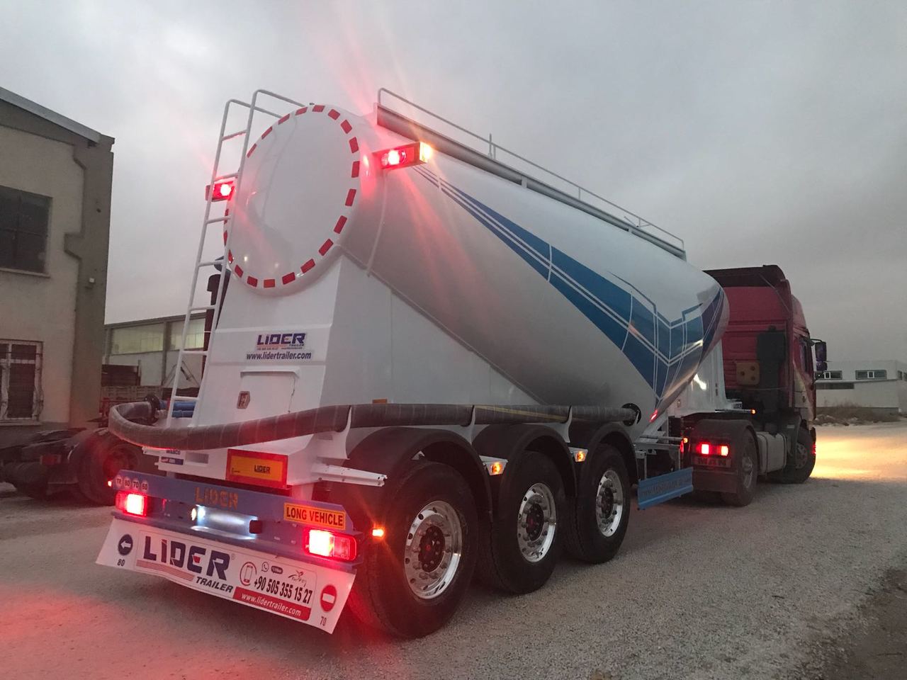 New Tanker semi-trailer for transportation of cement LIDER 2024 MODEL NEW CEMENT TANKER: picture 7