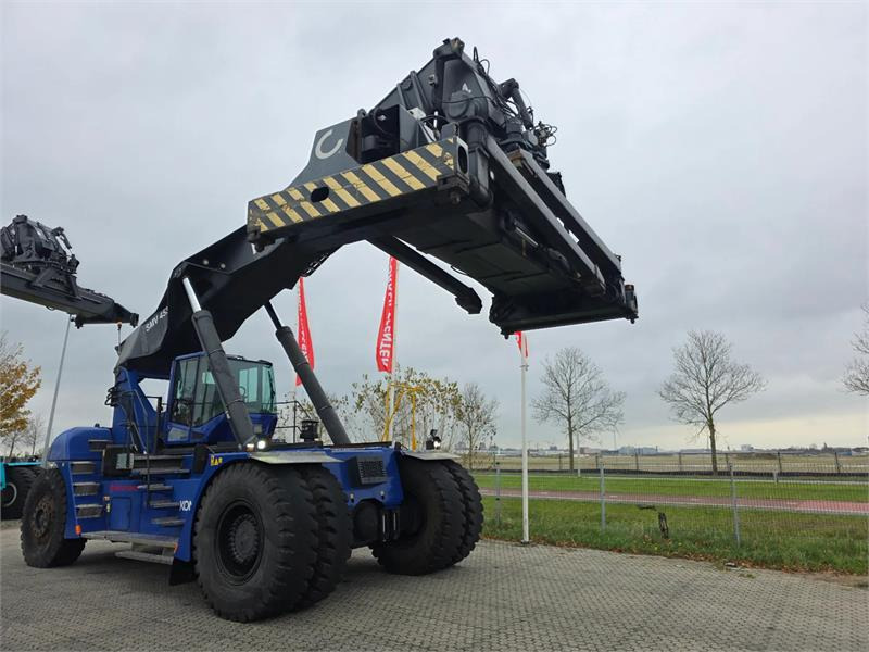 KONECRANES SMV 4531 CC5 - Reach stacker: picture 3 KONECRANES SMV 4531 CC5 - Reach stacker: picture 3