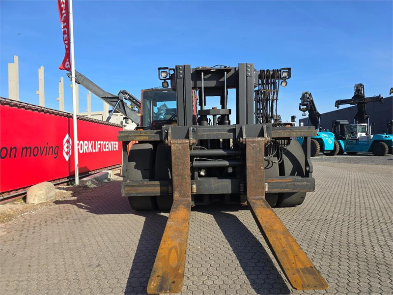 Kalmar DCE330 RoRo - Diesel forklift: picture 5 Kalmar DCE330 RoRo - Diesel forklift: picture 5