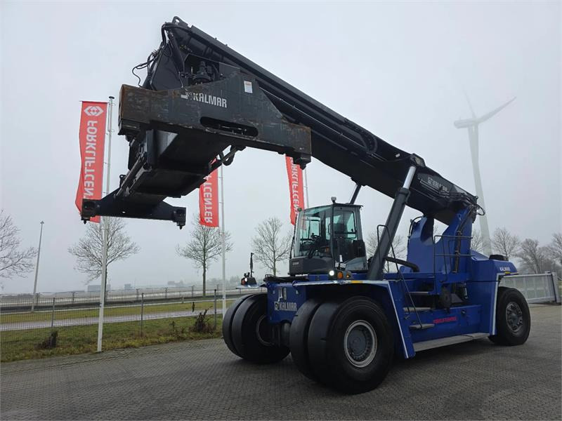 Kalmar DRG450-60S5E - Reach stacker: picture 4 Kalmar DRG450-60S5E - Reach stacker: picture 4