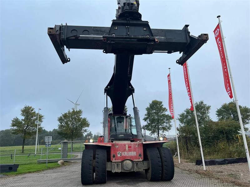 Kalmar DRG450-65S5 - Reach stacker: picture 5 Kalmar DRG450-65S5 - Reach stacker: picture 5