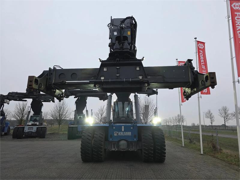 Kalmar DRG450-65S5 - Reach stacker: picture 5 Kalmar DRG450-65S5 - Reach stacker: picture 5