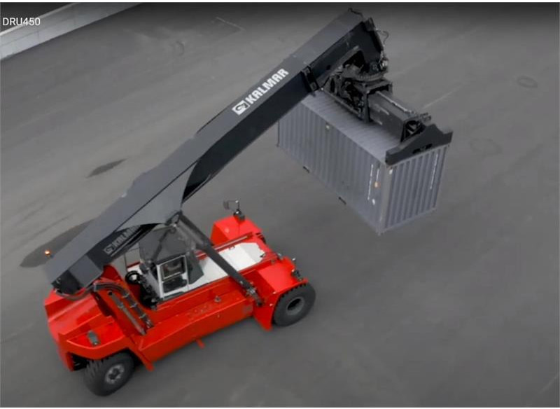 Kalmar DRU450-62S5 - Reach stacker: picture 2 Kalmar DRU450-62S5 - Reach stacker: picture 2