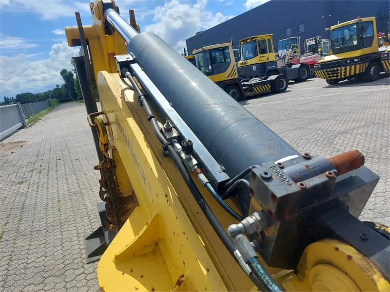 Material handling equipment CATRACOM SAN 40L SafeNeck incl parkstand: picture 9