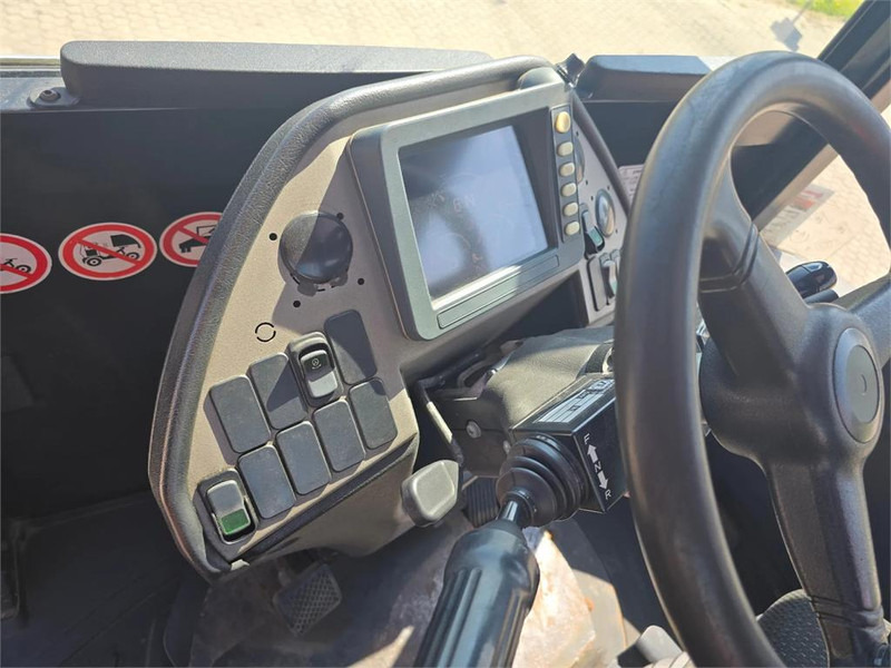 Terminal tractor Terberg RT223 4x4: picture 19