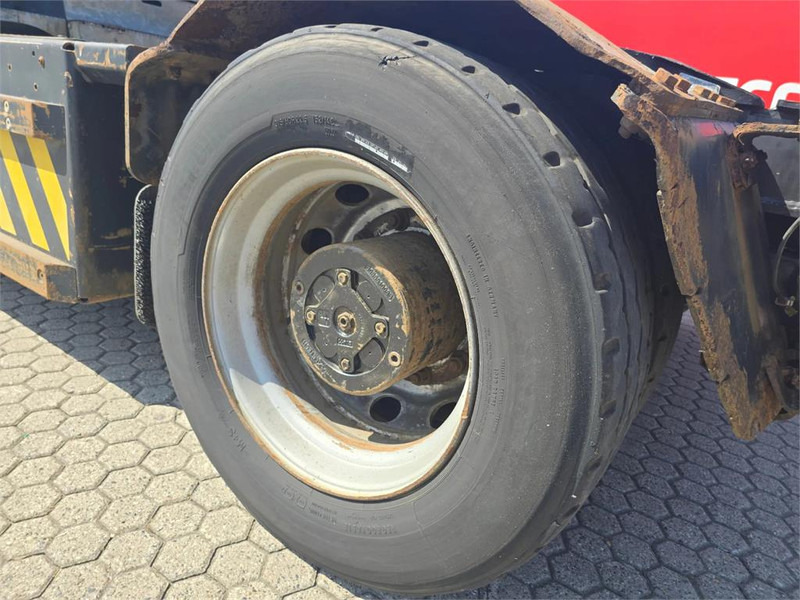 Terminal tractor Terberg RT223 4x4: picture 13