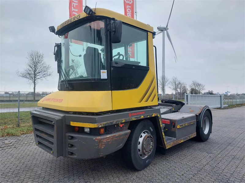 Terberg RT323 4x4 - Terminal tractor: picture 2 Terberg RT323 4x4 - Terminal tractor: picture 2