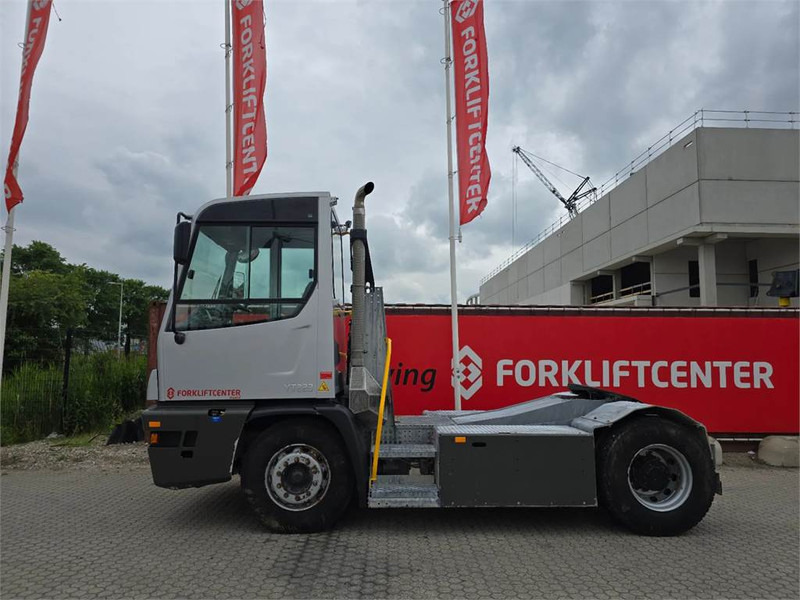 Terberg YT223 - Terminal tractor: picture 4 Terberg YT223 - Terminal tractor: picture 4