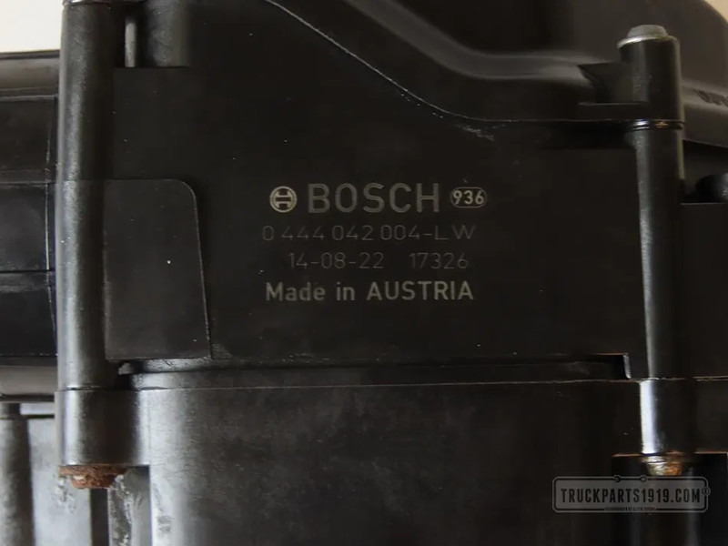 Bosch 1819797 AdBlue pomp DAF Euro6 - Muffler/ Exhaust system for Truck: picture 2 Bosch 1819797 AdBlue pomp DAF Euro6 - Muffler/ Exhaust system for Truck: picture 2